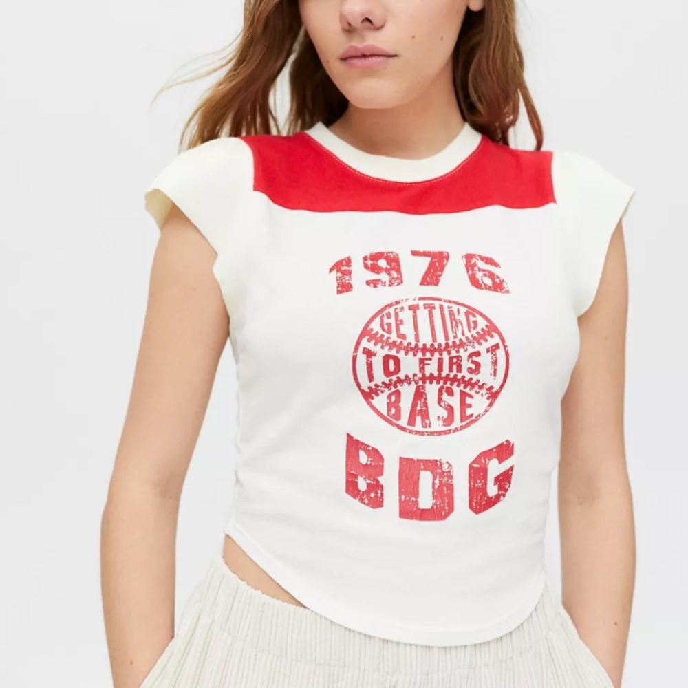 Urban Outfitters | Ellie Baby Tee - Picture 1 of 6